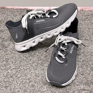 NWOT Nautica Grey Slip-on Sneakers Shoes Women’s Sz 8